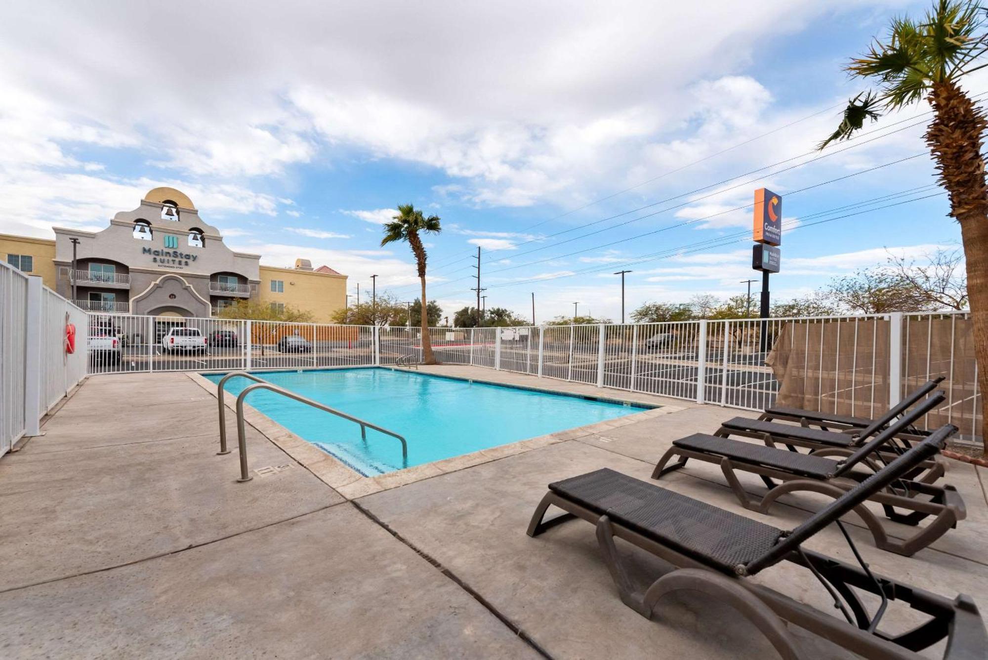 Comfort Inn&Suites El Centro I-8 Exterior foto